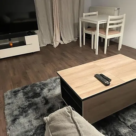 Appartamento Studio Proche Toute Commodite Villefontaine